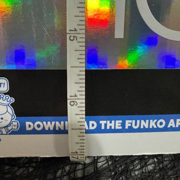 Funko Alice in Wonderland with Cheshire Cat - Picture 4 of 9